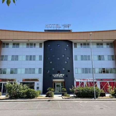 Hotelluxuryprato Buitenkant foto