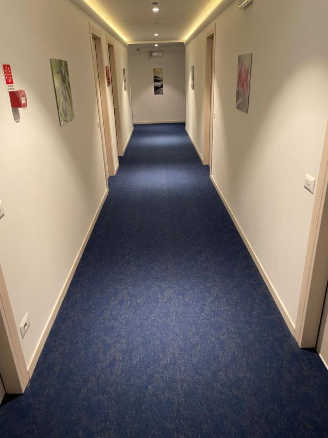 Hotelluxuryprato Buitenkant foto