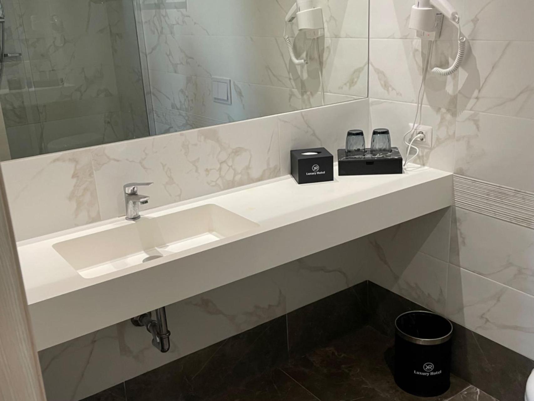 Hotelluxuryprato Buitenkant foto